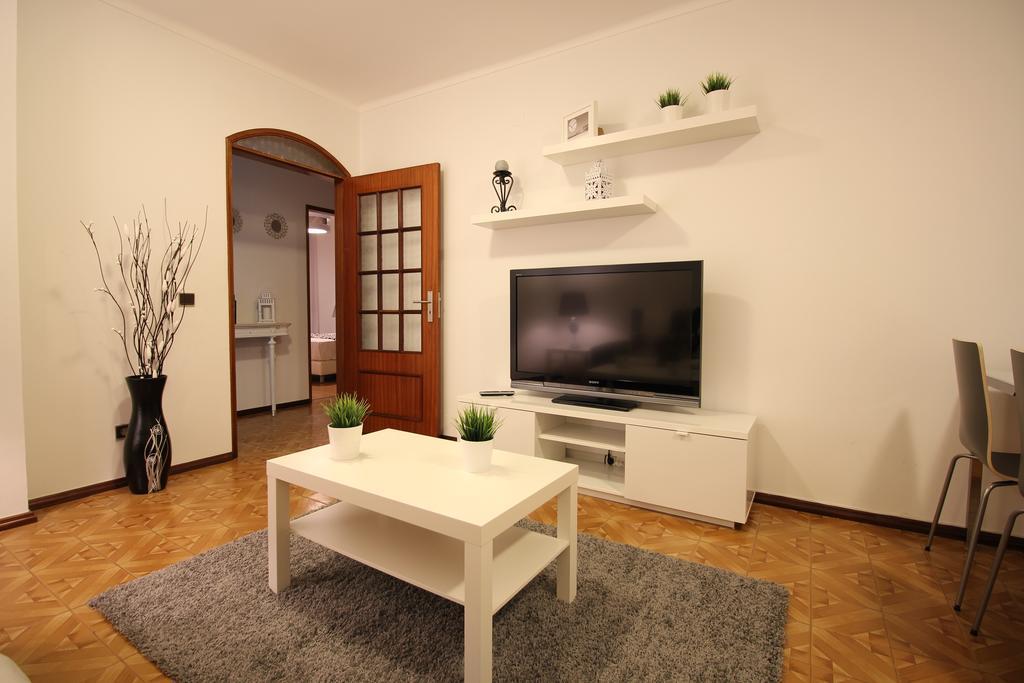 Apartamentos Gaivota Holidays Назаре Экстерьер фото