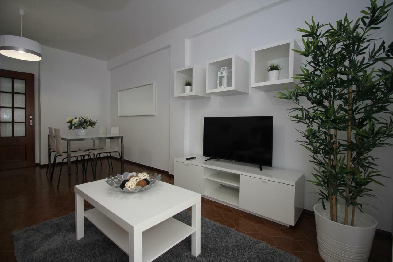 Apartamentos Gaivota Holidays Назаре Экстерьер фото